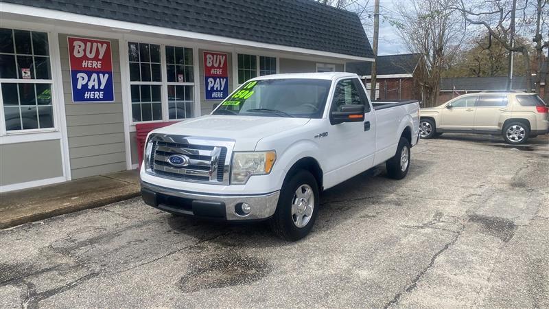 Ford F-150 XL 8-ft. Bed 2WD 2010