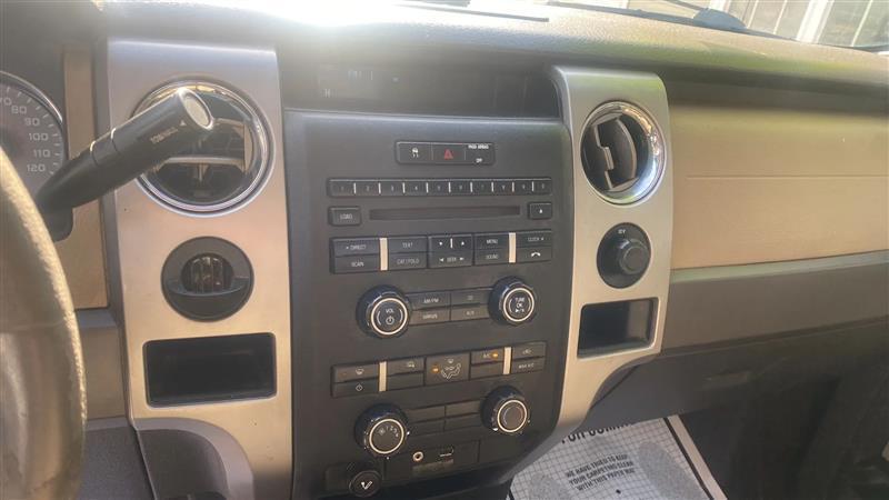 Ford F-150 XL 8-ft. Bed 2WD 2010