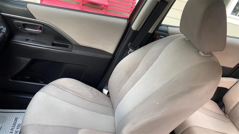 Mazda MAZDA5 Sport MT 2013