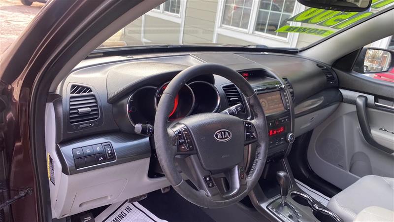 Kia Sorento SX 2WD 2011