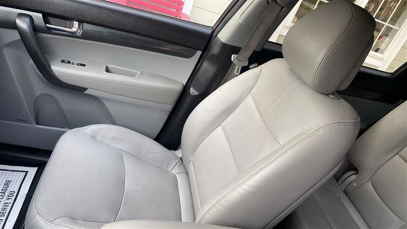 Kia Sorento SX 2WD 2011