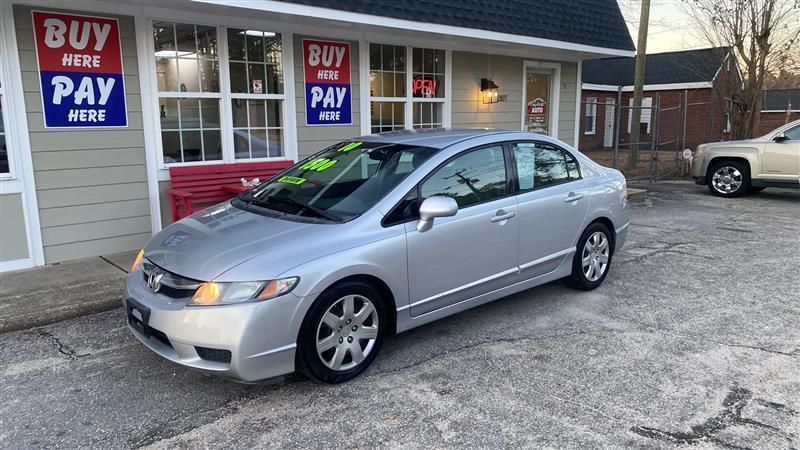 Honda Civic LX Sedan 5-Speed AT 2010
