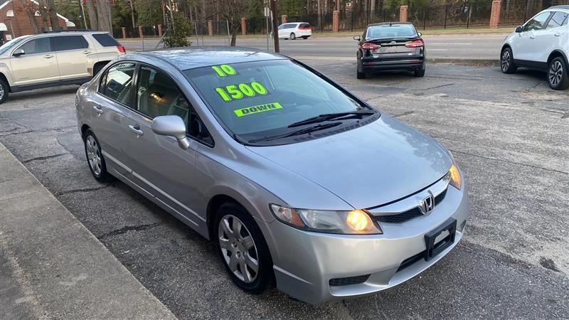 Honda Civic LX Sedan 5-Speed AT 2010