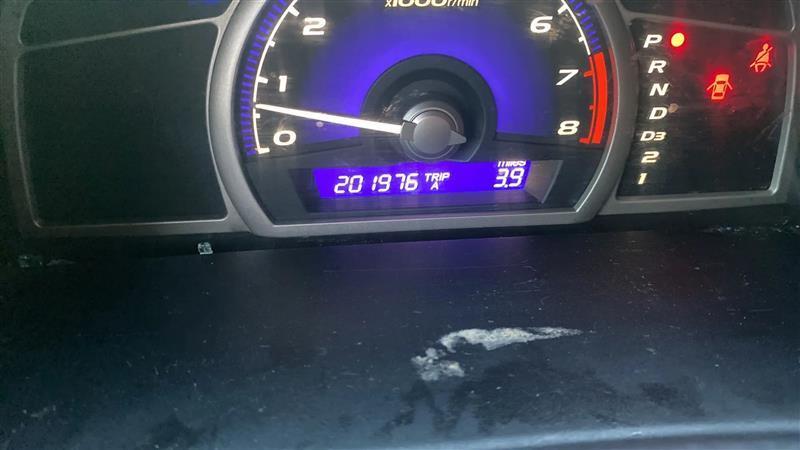 Honda Civic LX Sedan 5-Speed AT 2010