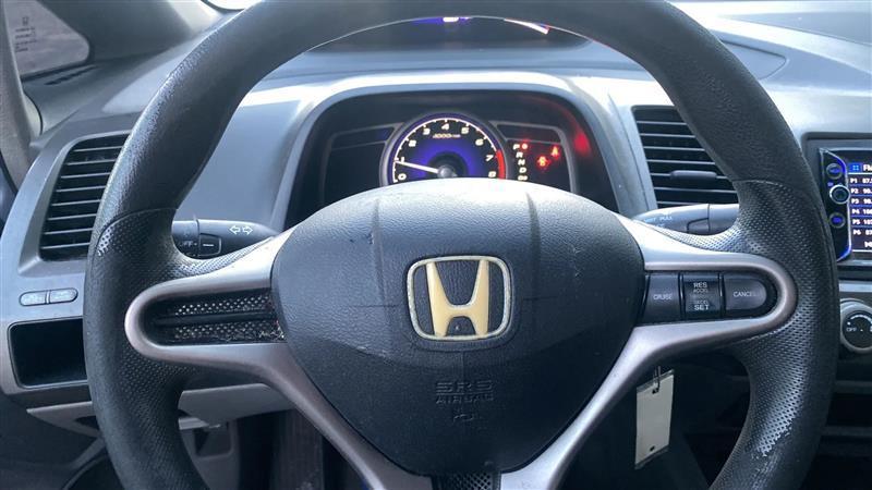 Honda Civic LX Sedan 5-Speed AT 2010