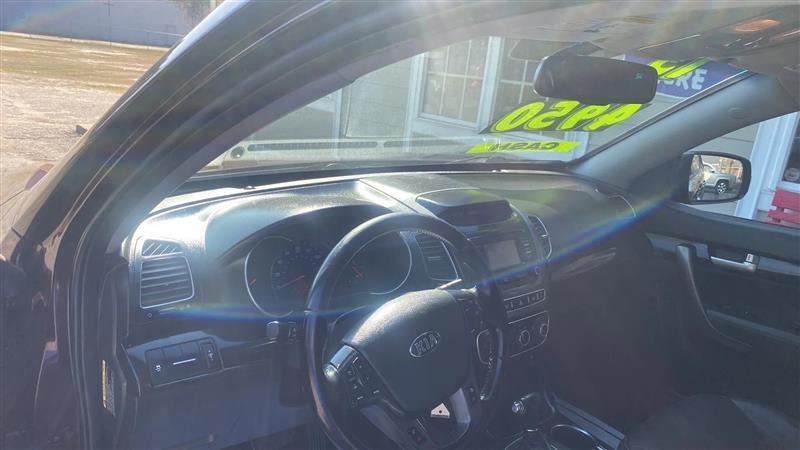 Kia Sorento LX 2WD 2015