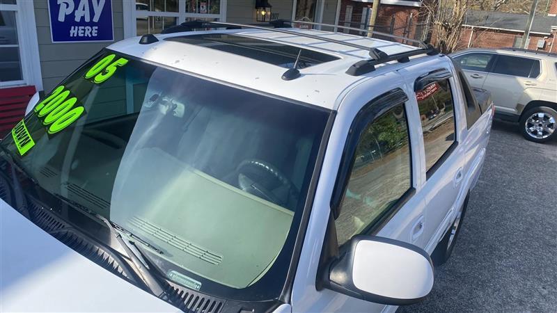 Chevrolet Avalanche 1500 2WD 2005
