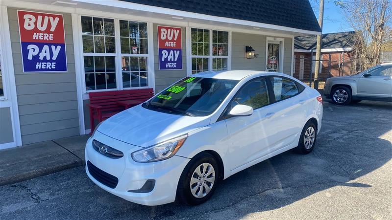 Hyundai Accent SE 4-Door 6A 2016