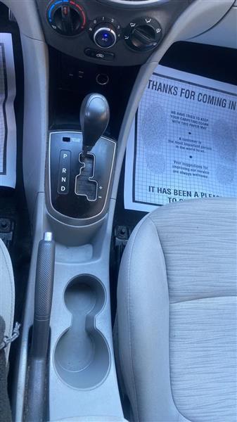 Hyundai Accent SE 4-Door 6A 2016