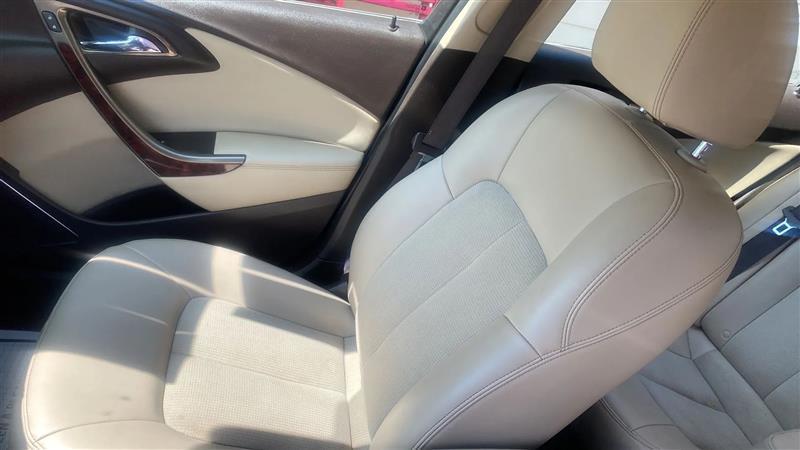 Buick Verano Base 2016