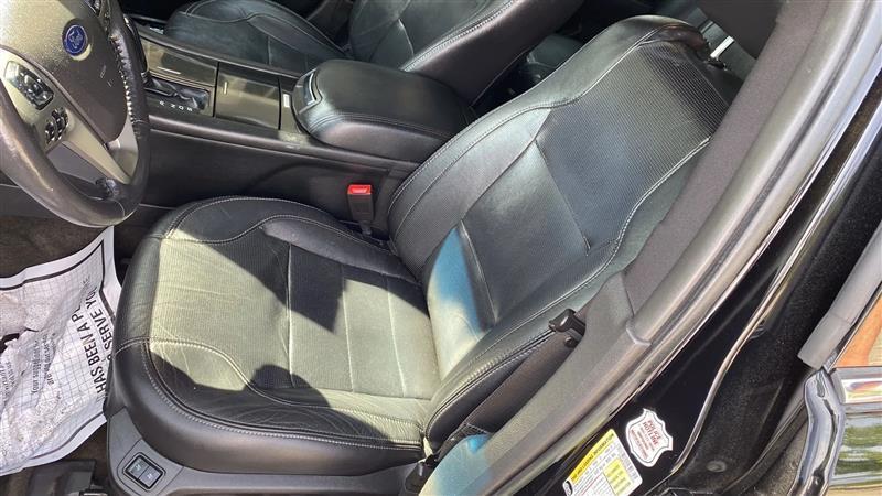 Ford Taurus Limited FWD 2018