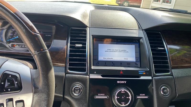 Ford Taurus Limited FWD 2018