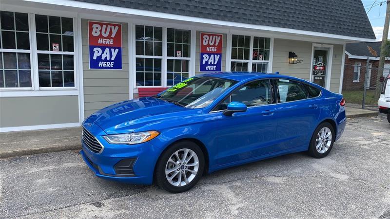Ford Fusion SE 2020