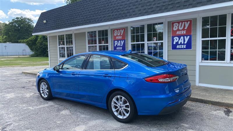 Ford Fusion SE 2020
