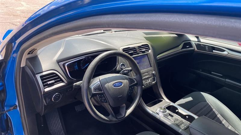 Ford Fusion SE 2020