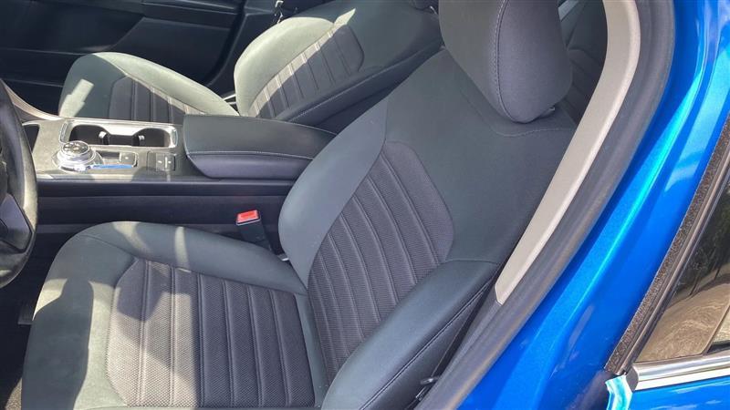 Ford Fusion SE 2020