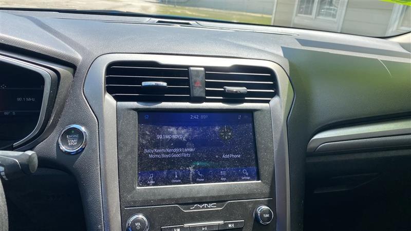 Ford Fusion SE 2020