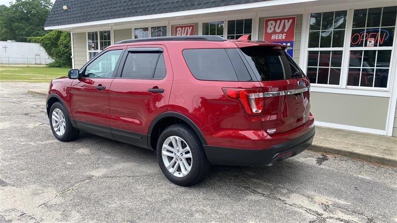 Ford Explorer Base 4WD 2017