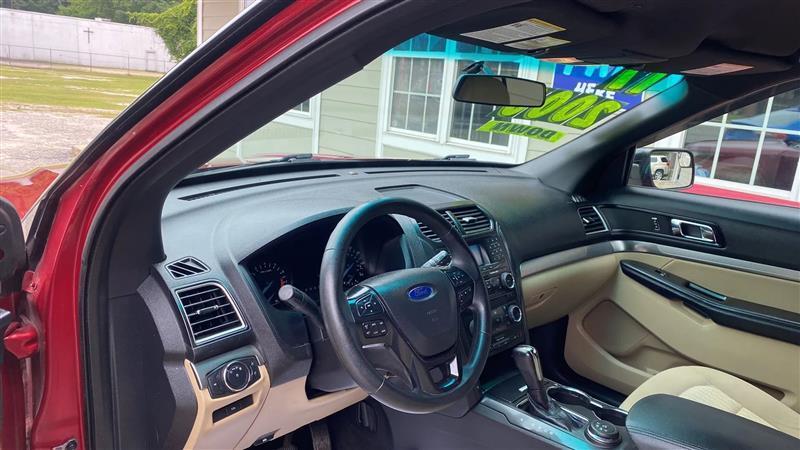 Ford Explorer Base 4WD 2017
