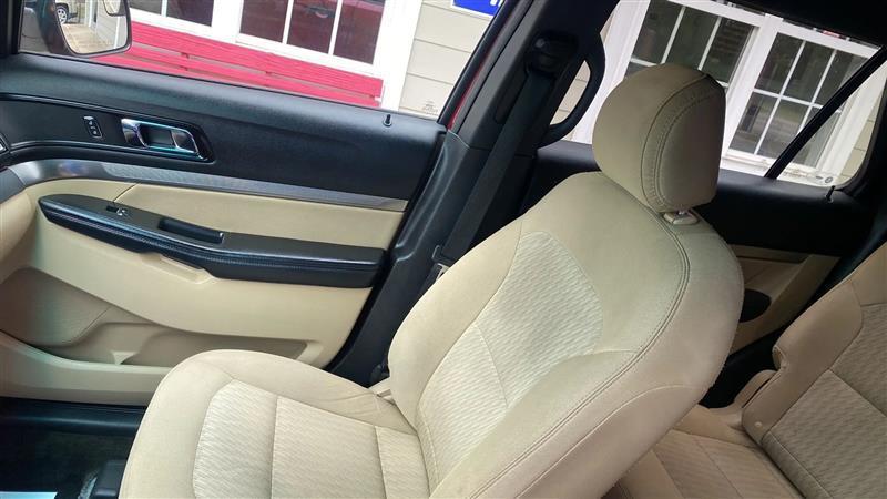 Ford Explorer Base 4WD 2017