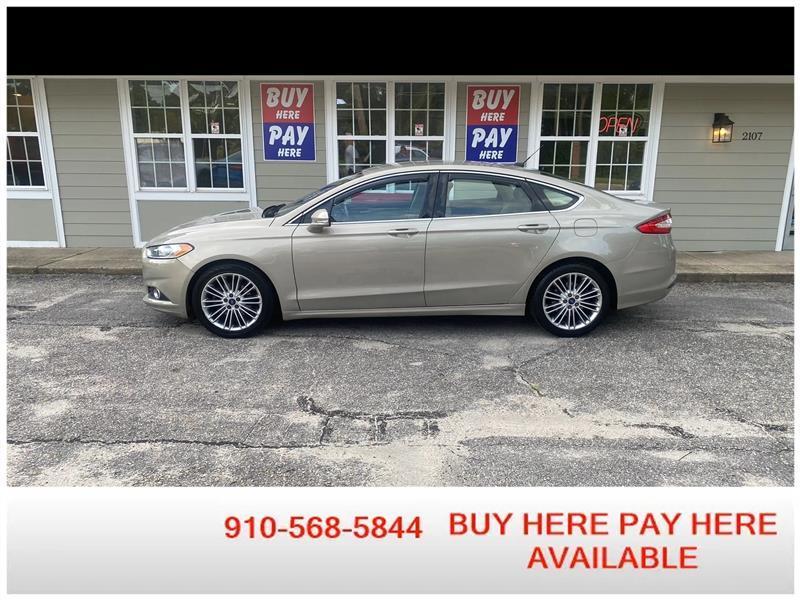 2016 Ford Fusion SE