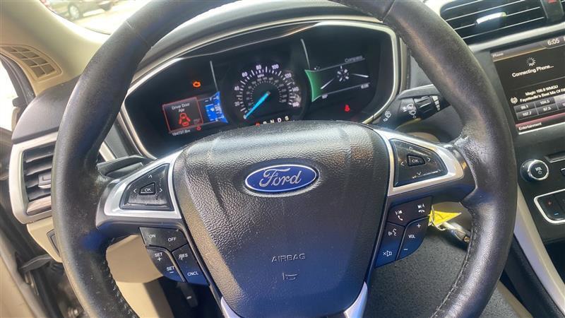 Ford Fusion SE 2016