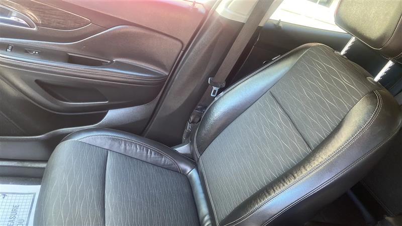 Buick Encore Convenience FWD 2015