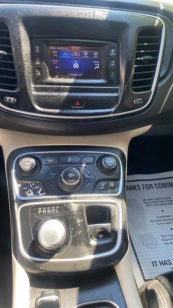 Chrysler 200 Limited 2015