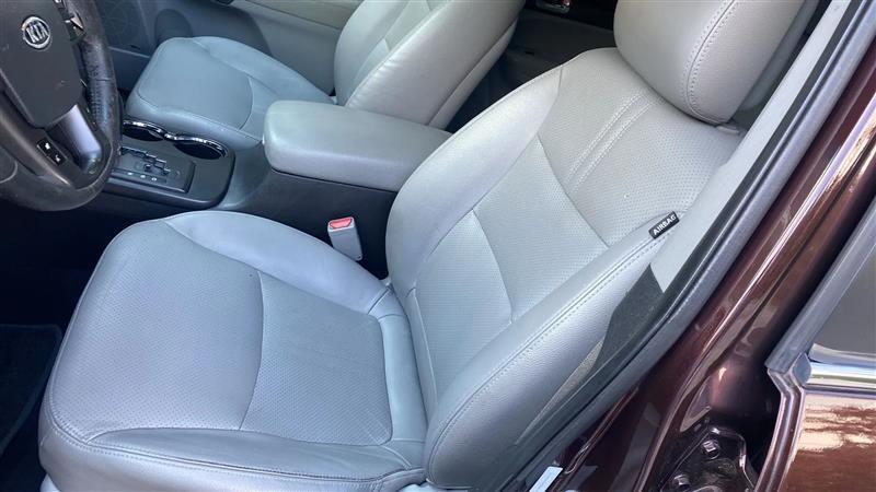 Kia Sorento SX 2WD 2011