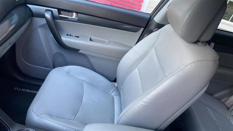 Kia Sorento SX 2WD 2011