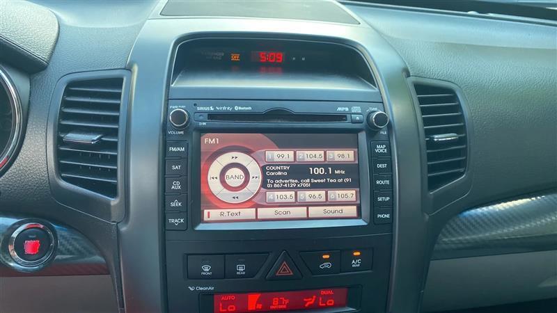 Kia Sorento SX 2WD 2011
