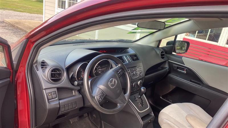 Mazda MAZDA5 Sport MT 2013