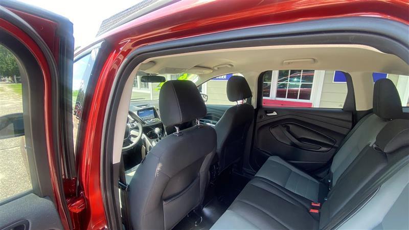 Ford Escape SE FWD 2016