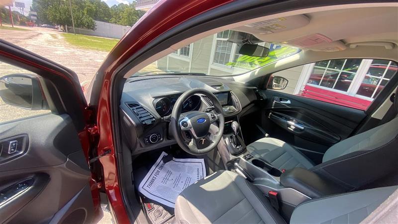 Ford Escape SE FWD 2016