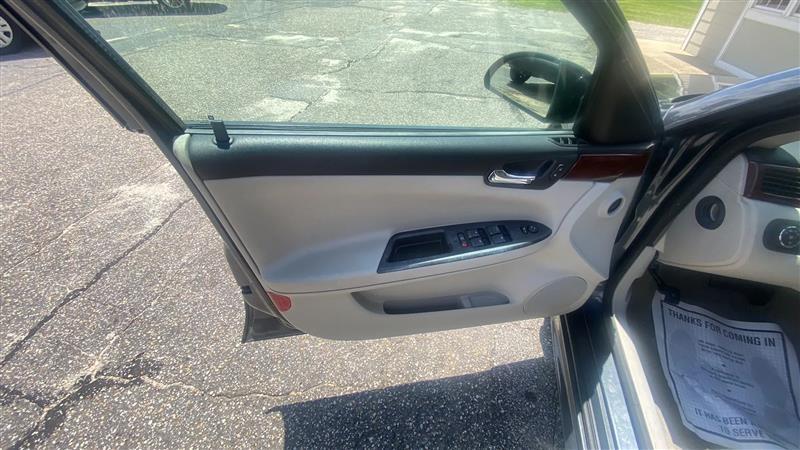 Chevrolet Impala LT 2010