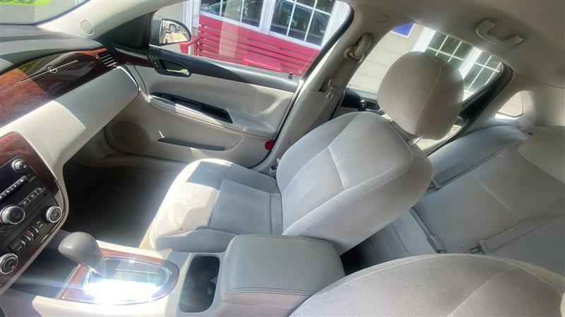 Chevrolet Impala LT 2010
