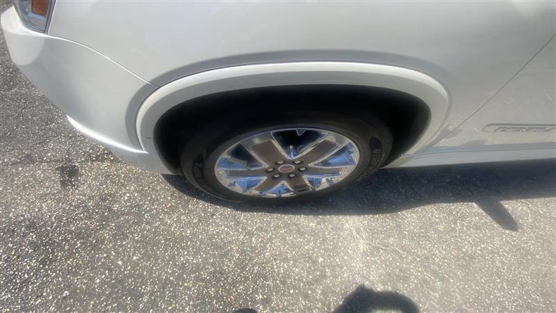 GMC Acadia Denali AWD 2011