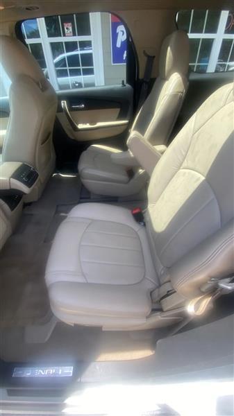 GMC Acadia Denali AWD 2011