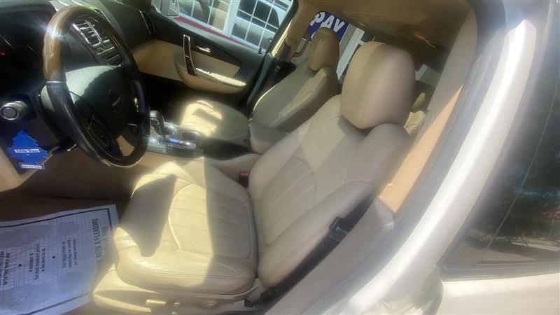 GMC Acadia Denali AWD 2011