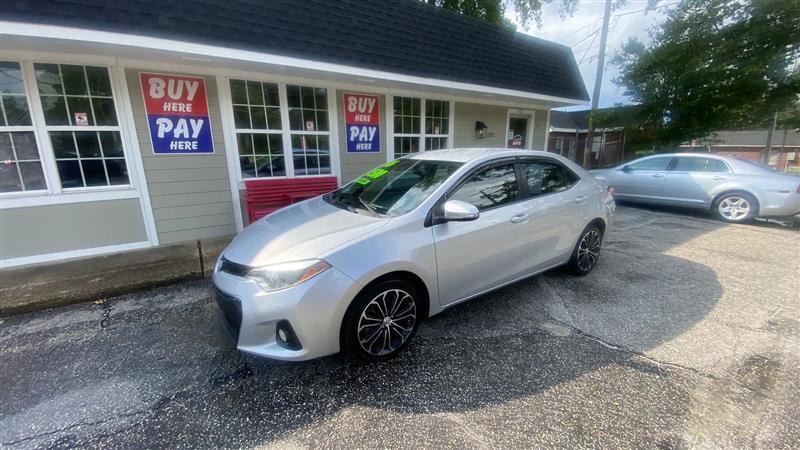 Toyota Corolla L 4-Speed AT 2016