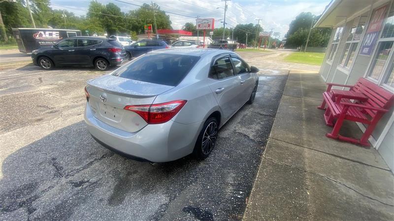 Toyota Corolla L 4-Speed AT 2016