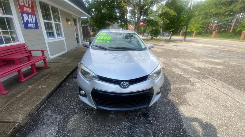 Toyota Corolla L 4-Speed AT 2016