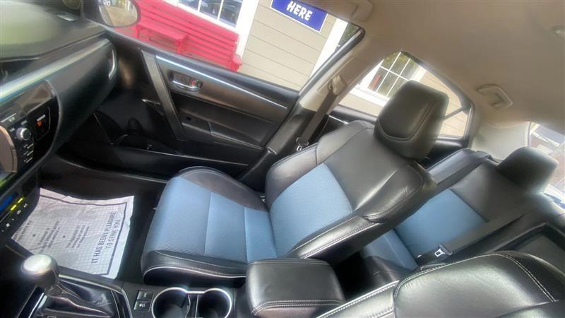 Toyota Corolla L 4-Speed AT 2016