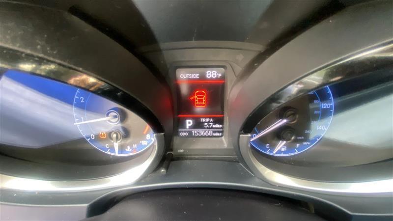 Toyota Corolla L 4-Speed AT 2016