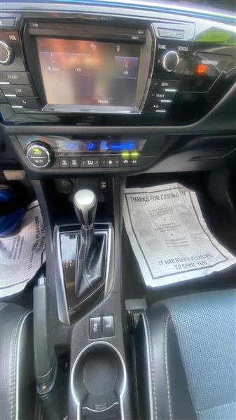 Toyota Corolla L 4-Speed AT 2016