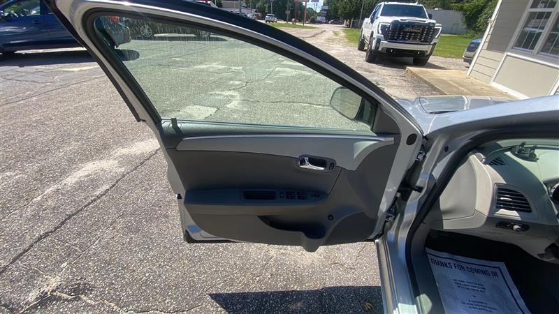 Chevrolet Malibu LS 2012
