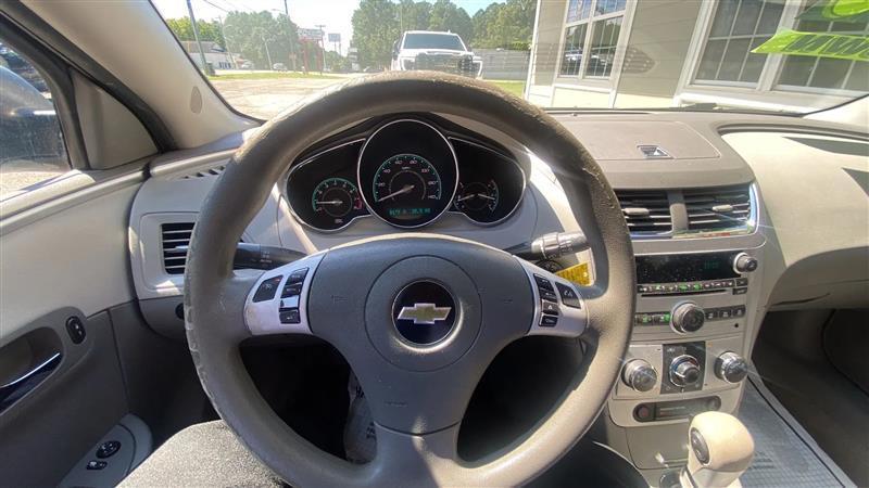 Chevrolet Malibu LS 2012