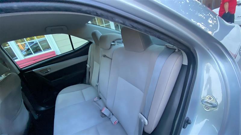 Toyota Corolla LE CVT 2016