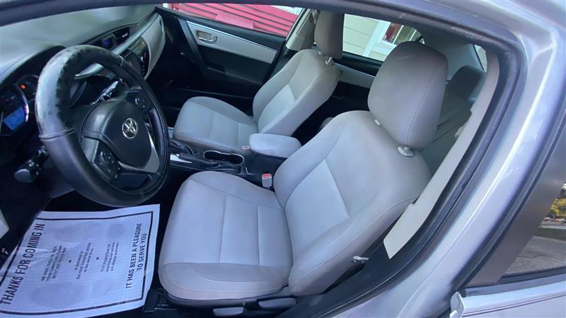 Toyota Corolla LE CVT 2016