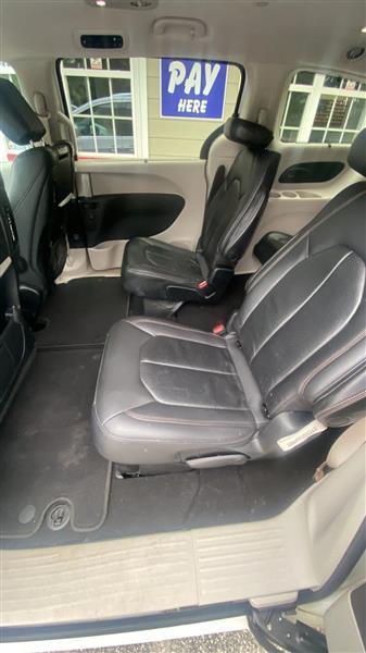 Chrysler Pacifica Touring-L Plus 2017